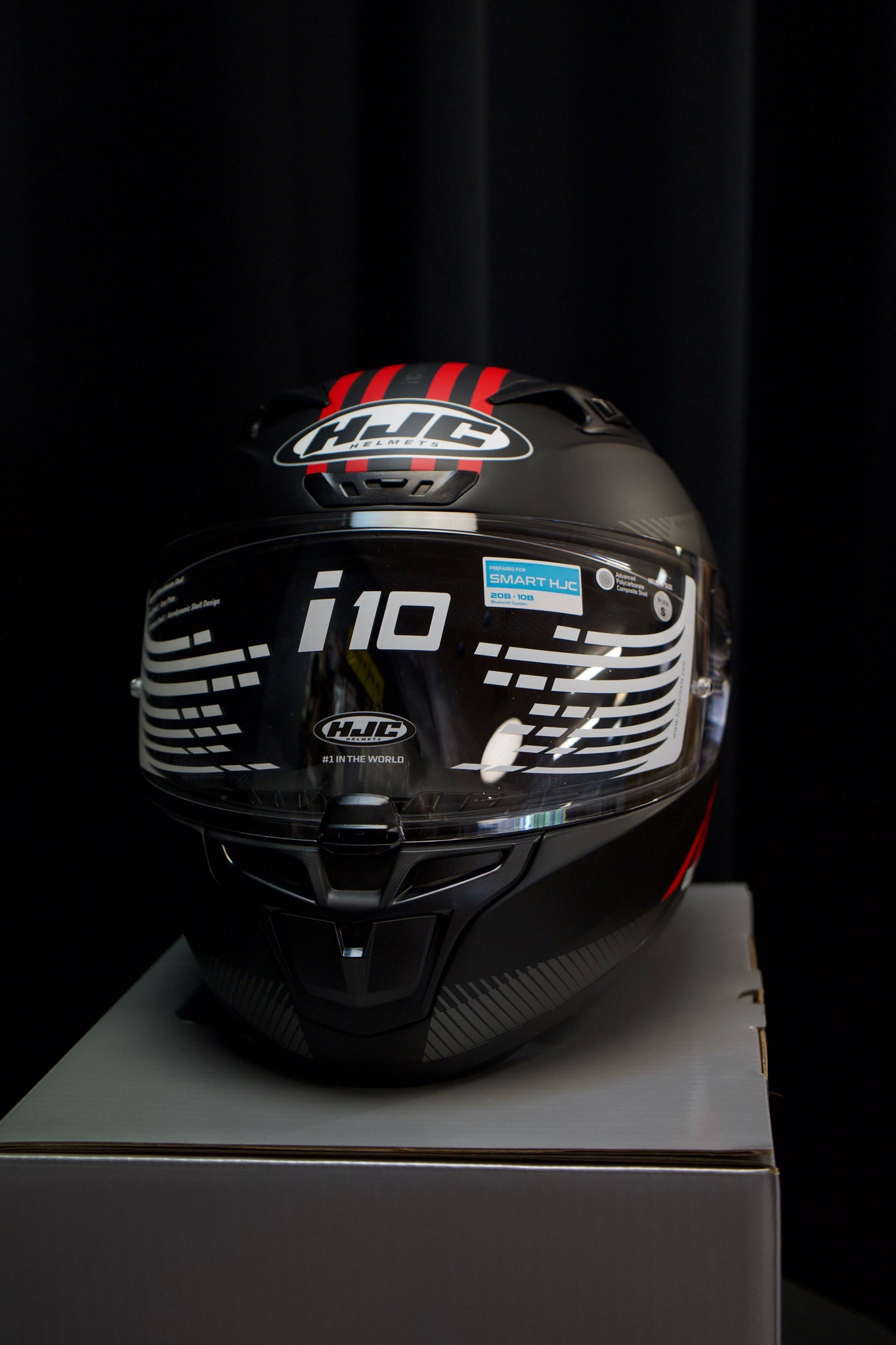 HJC i10 Helmet Strix
