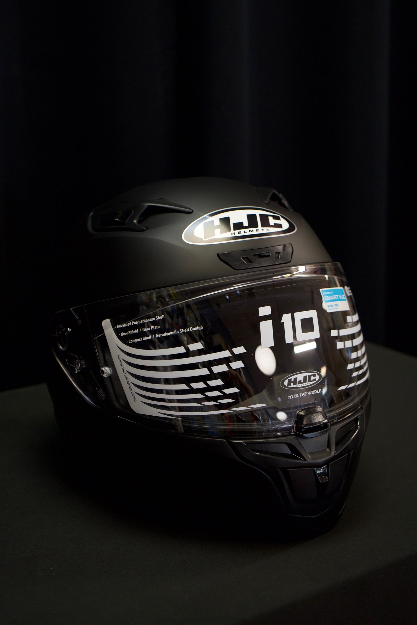 HJC i10 Helmet Black