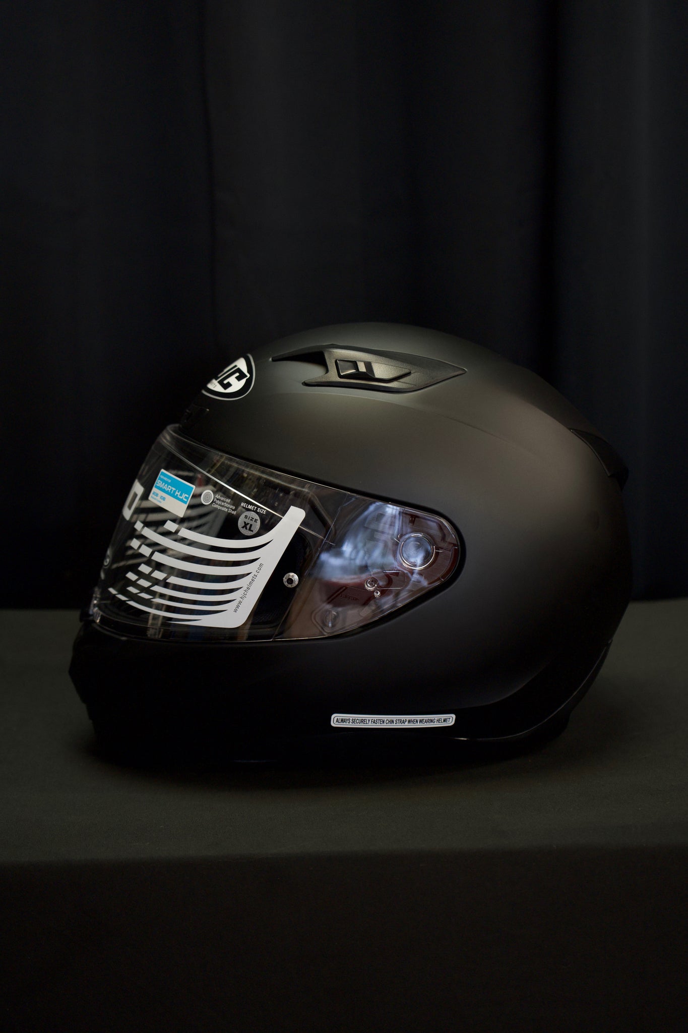 HJC i10 Helmet Black